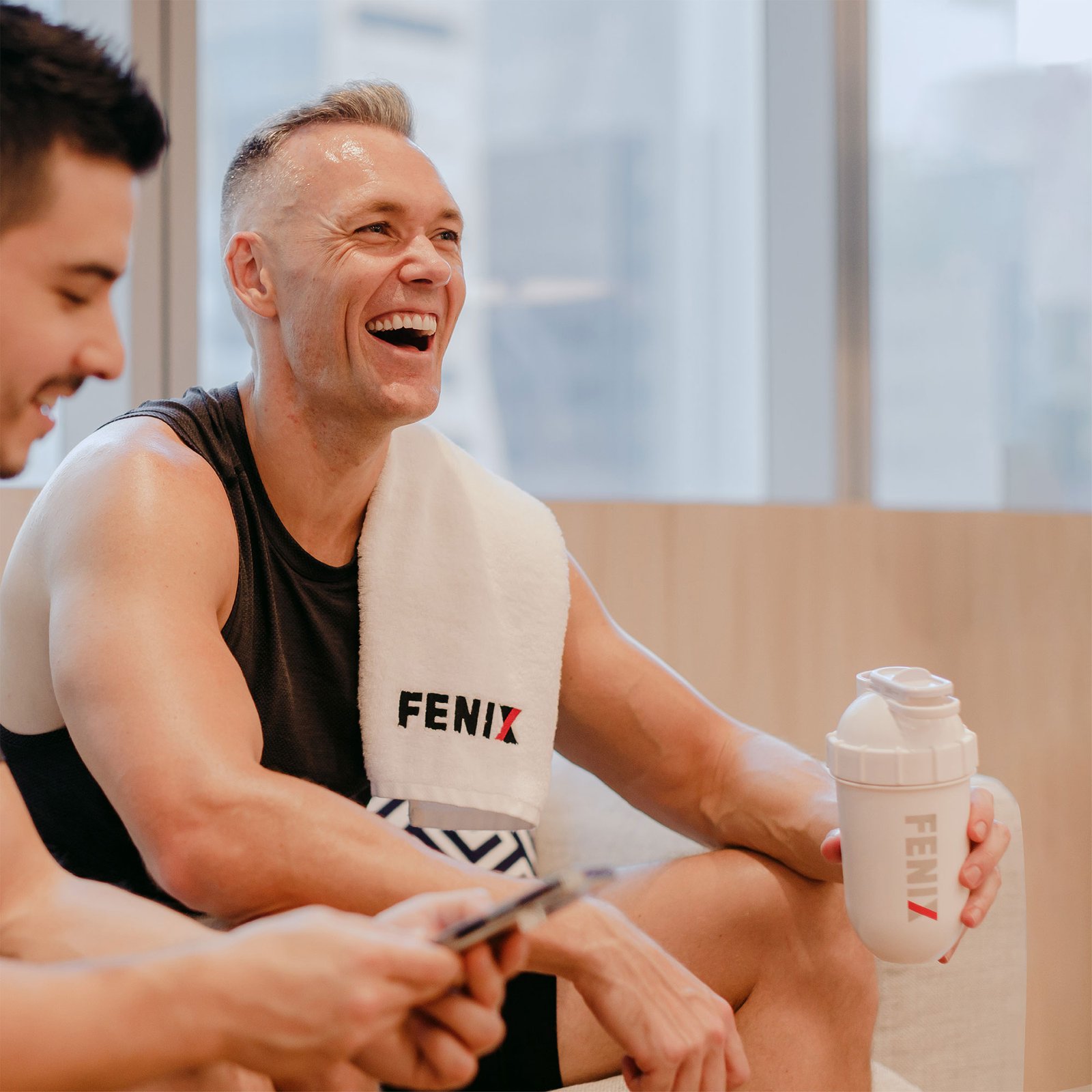 kiilat-creative-fenix-fitness-towel-bottle kiilat-creative-fenix-fitness-towel-bottle